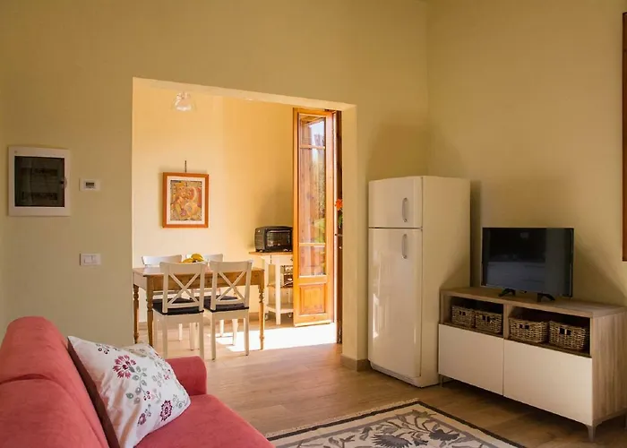 Il Balcone Di Rina بيت للعطل